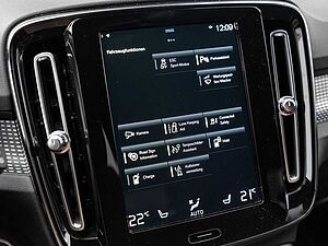 Volvo  T4 R-Design Recharge Plug-In Hybrid 2WD